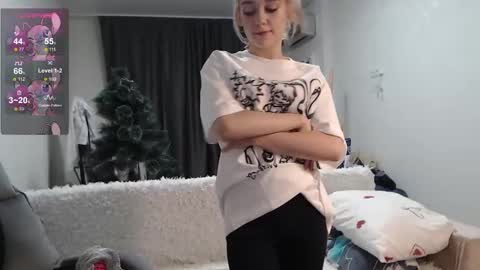 Snapshot of kisi_missi chatting on January 27, 3:07 pm Kisi online show from January 27, 3:07 pm