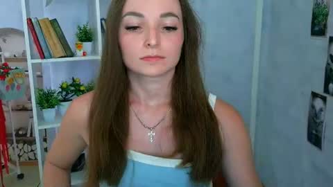 Snapshot of kiss_shy chatting on July 16, 4:02 pm Valeria online show from July 16, 4:02 pm