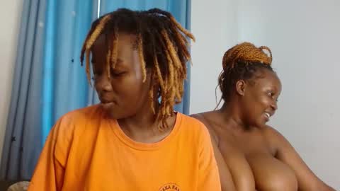 kisses_galore online show from February 6, 10:07 am