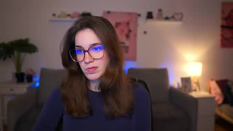 Sisi online show from February 9, 2:32 pm