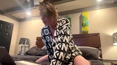 Snapshot of kisskatie chatting on February 4, 2:06 am Kaitie online show from February 4, 2:06 am