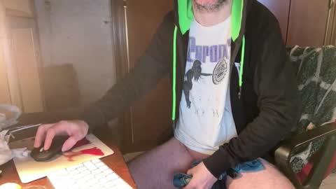 kissofbanned1983 online show from March 3, 11:05 am