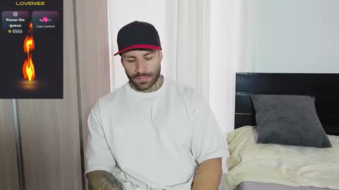 kite__ online show from January 16, 11:09 pm