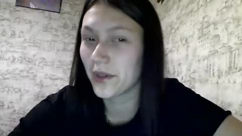 Snapshot of kiti_kitiss chatting on February 8, 4:04 pm kiti_kitiss online show from February 8, 4:04 pm