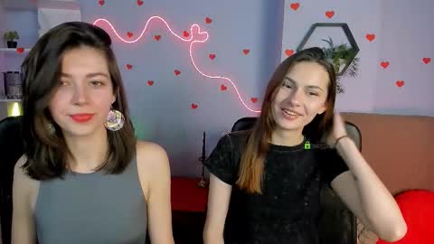 kitniss online show from February 10, 2:10 pm