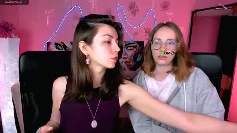kitniss online show from May 10, 7:08 pm