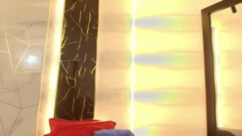 kitsune_44 online show from May 8, 8:03 pm