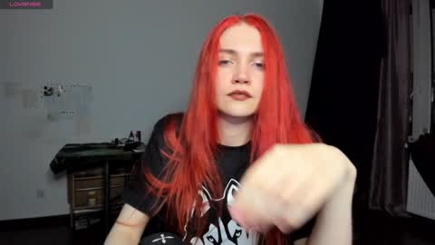 Snapshot of kitsunemoon chatting on January 9, 10:20 pm Kitsune online show from January 9, 10:20 pm