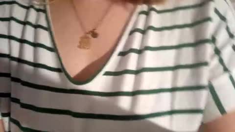 kitsuneniki online show from March 2, 6:26 pm