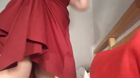 kitsuneniki online show from March 18, 5:49 pm