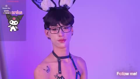 Snapshot of kitsuneplay_ chatting on February 16, 7:43 pm Salvatore online show from February 16, 7:43 pm