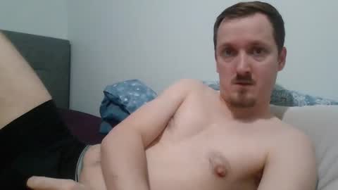 Snapshot of kittenfoxxx chatting on January 9, 3:01 pm kittenfoxxx online show from January 9, 3:01 pm