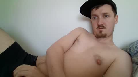 Snapshot of kittenfoxxx chatting on February 23, 7:28 pm kittenfoxxx online show from February 23, 7:28 pm