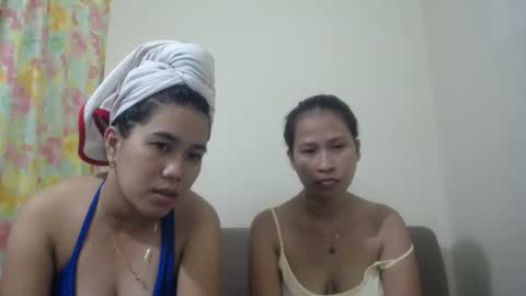 Snapshot of kittensquirtpussy chatting on February 22, 10:41 pm kittensquirtpussy online show from February 22, 10:41 pm