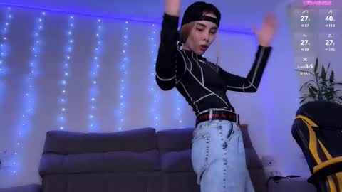 Veronica online show from February 11, 1:05 pm