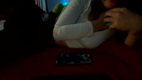 Snapshot of kittimisa chatting on February 24, 4:21 am kittimisa online show from February 24, 4:21 am