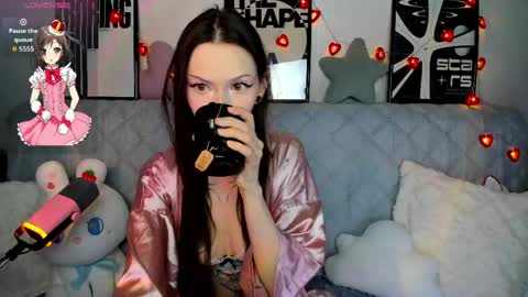 Kitti online show from April 26, 2:31 am