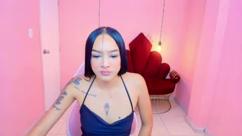 Snapshot of kitty1_xx_ chatting on May 7, 8:03 pm PVT 12TK 02PM - 9PM COLOMBIA online show from May 7, 8:03 pm