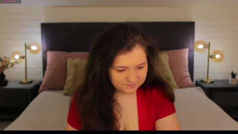 Kitty   Mia online show from August 2, 6:01 am