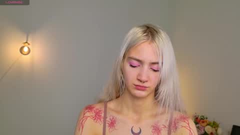 kitty__katty_ online show from January 13, 9:20 pm