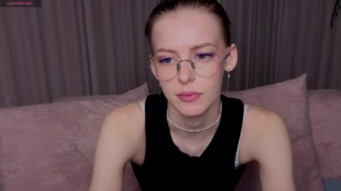 Snapshot of kitty__like18 chatting on May 4, 1:01 am Kitty online show from May 4, 1:01 am