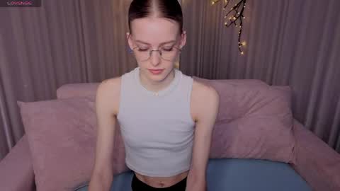 Snapshot of kitty__like18 chatting on May 5, 1:02 am Kitty online show from May 5, 1:02 am