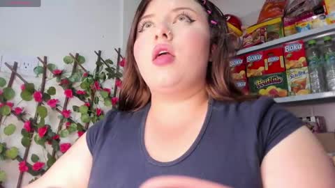 Snapshot of kitty__pinnk chatting on May 16, 9:13 pm KAROL online show from May 16, 9:13 pm
