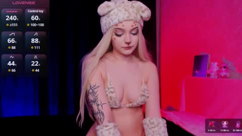 kitty_bang online show from December 18, 7:47 am