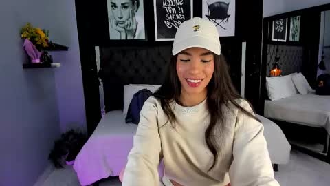 Kitty online show from September 24, 10:29 am