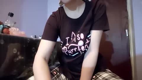 Kitti online show from December 14, 8:02 pm