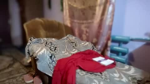 Kitti online show from January 6, 7:45 am