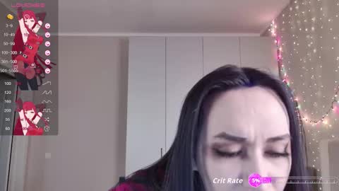 Snapshot of kitty_dora chatting on November 9, 5:22 pm Evelyn online show from November 9, 5:22 pm