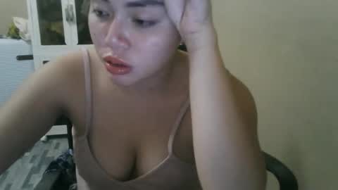 Snapshot of kitty_fussy chatting on October 4, 5:22 pm kitty_fussy online show from October 4, 5:22 pm