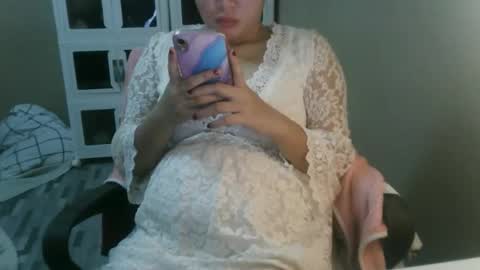 Snapshot of kitty_fussy chatting on October 7, 7:22 pm kitty_fussy online show from October 7, 7:22 pm