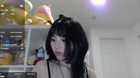 Snapshot of kitty_krush chatting on September 13, 1:38 am Kitty online show from September 13, 1:38 am