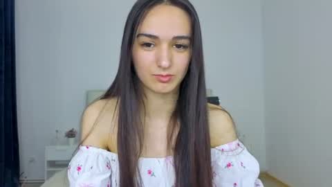 Elena online show from June 20, 7:33 am