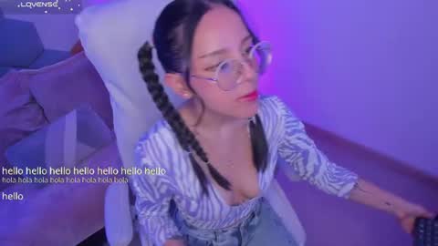Kitty online show from June 17, 1:30 am