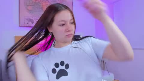 K I T T Y online show from February 9, 12:31 pm