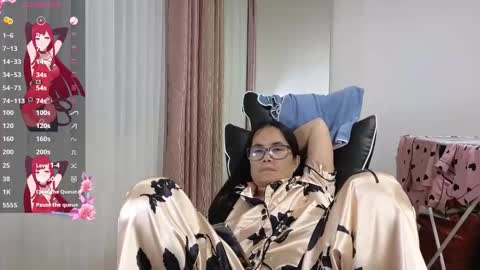 kittybabe0528 online show from October 26, 8:37 pm