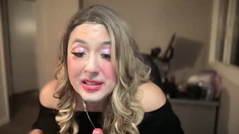 kittysocks88 online show from October 27, 7:23 am