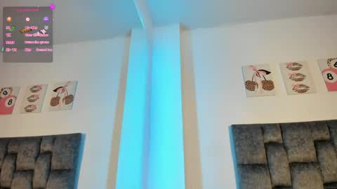 Snapshot of kittystar18 chatting on May 26, 6:37 pm kitty online show from May 26, 6:37 pm