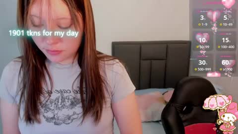  K I T T  Y  online show from February 20, 7:52 pm