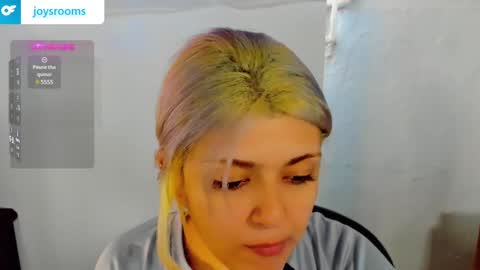 Kitty Trixy online show from December 6, 7:23 pm