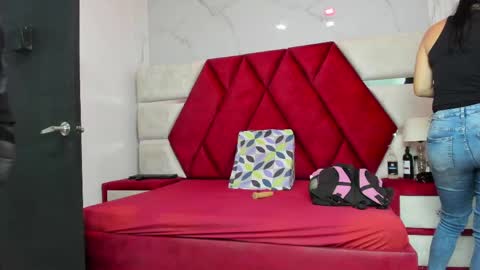 Luisa y Jairo online show from May 28, 12:13 pm