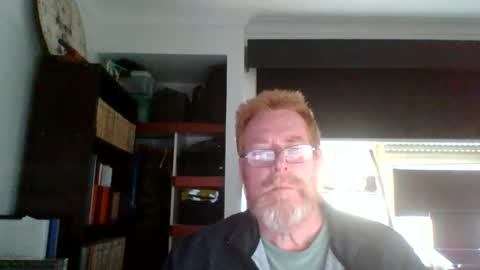 kiwi_boss61 online show from June 3, 7:11 am