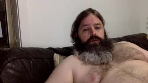 Snapshot of kiwiabroad2620 chatting on February 16, 2:32 pm Kiwiabroad online show from February 16, 2:32 pm