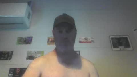 kiwiguy19773 online show from November 9, 2:43 am