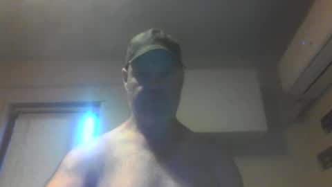 kiwiguy19773 online show from December 16, 6:29 am