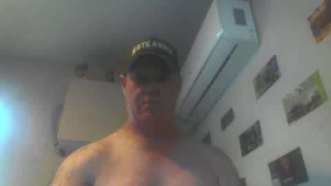 kiwiguy19773 online show from March 2, 1:08 am