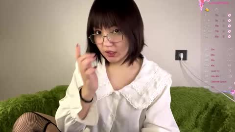 Luna online show from February 4, 7:09 pm